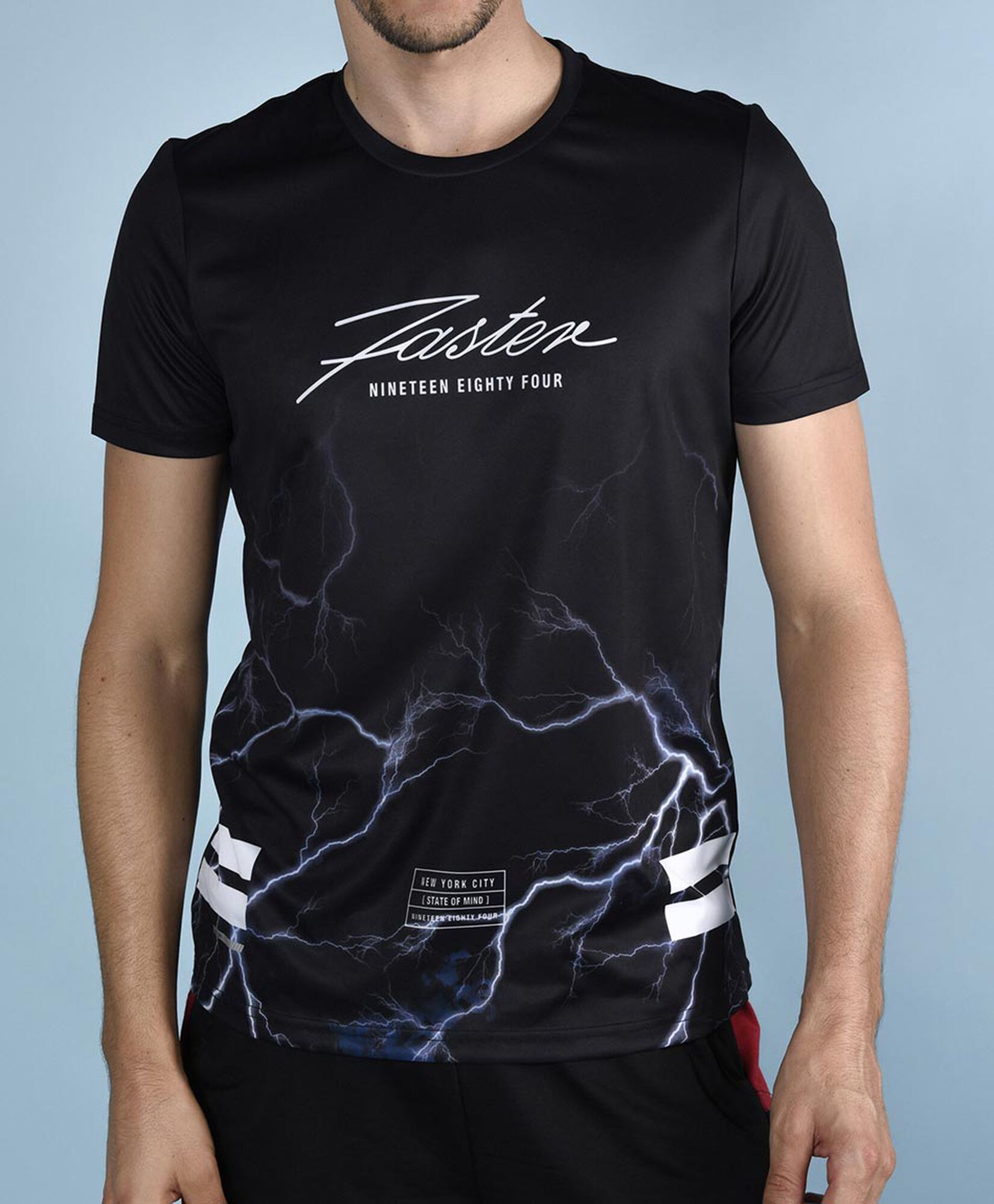 Polera deportiva manga corta cuello redondo Polera deportiva manga corta cuello redondo