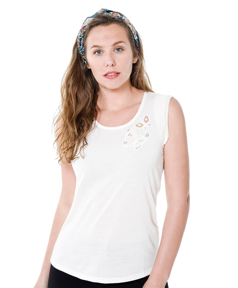 Polera encaje mariposa