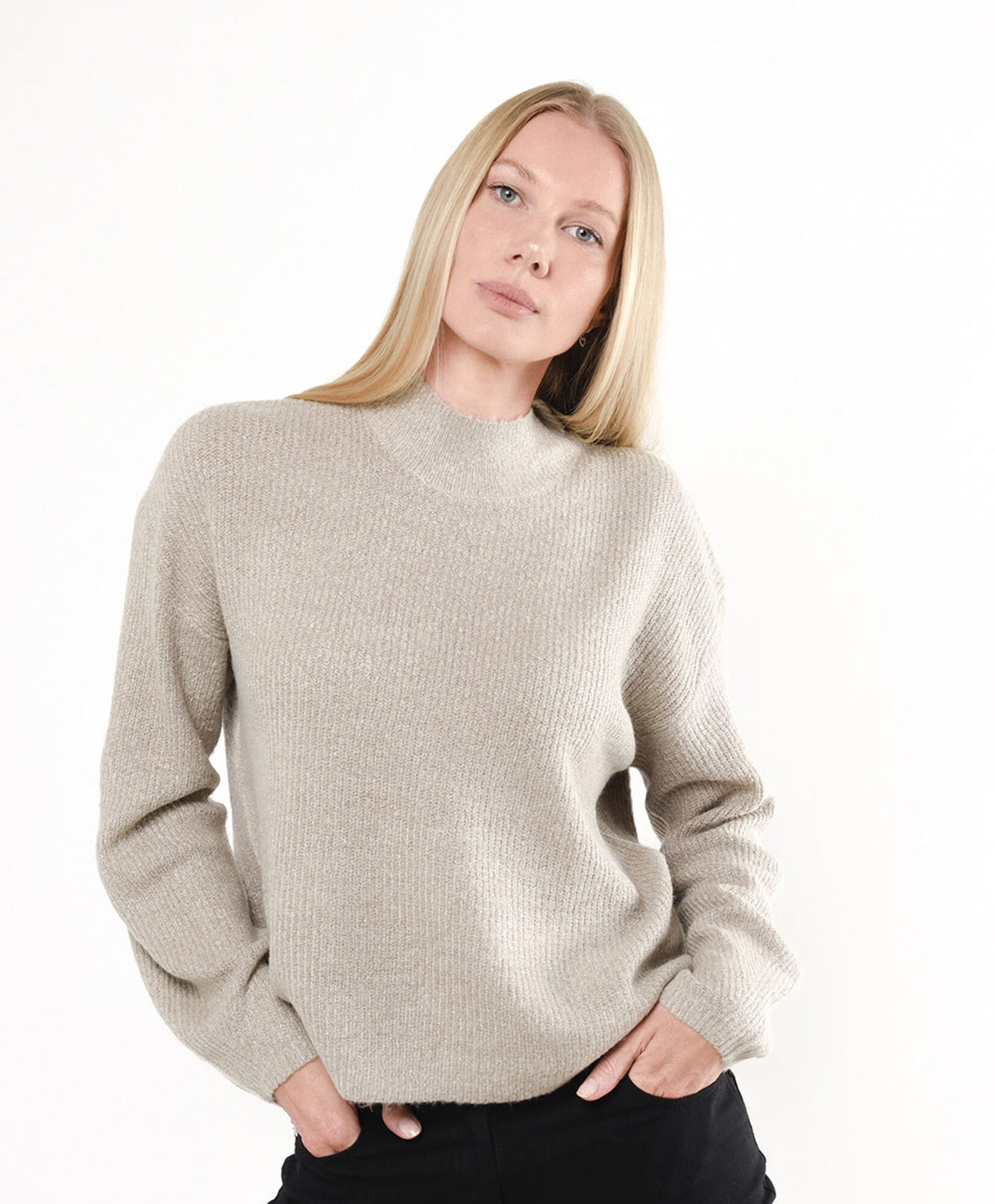 Sweater mujer medio cuello Sweater mujer medio cuello
