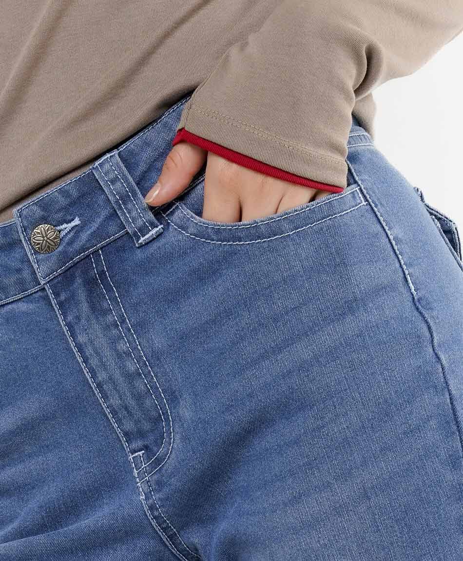 Jeans mujer flare dise&ntilde;o bordado