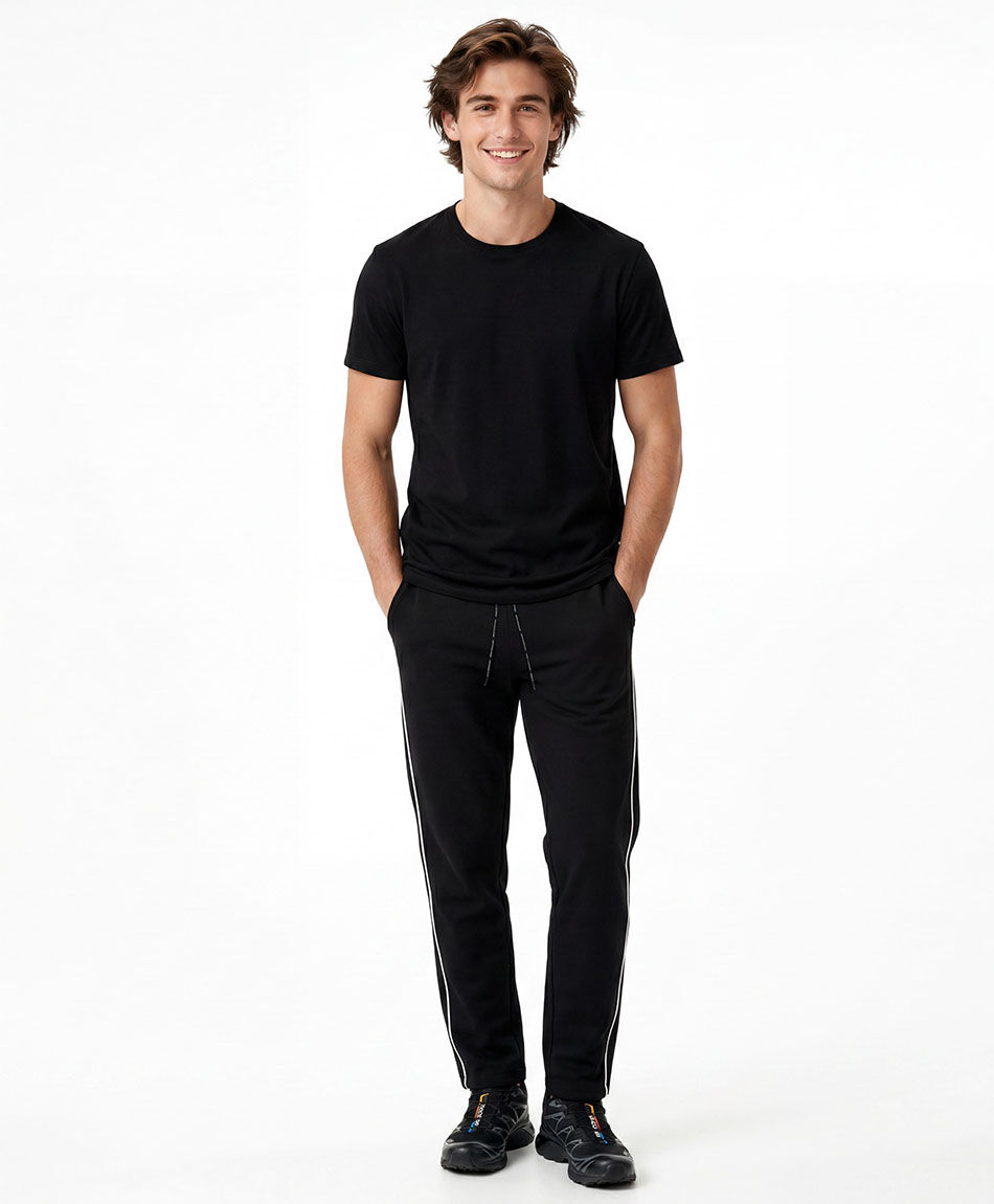 Pantal&oacute;n deportivo hombre l&iacute;neas piping