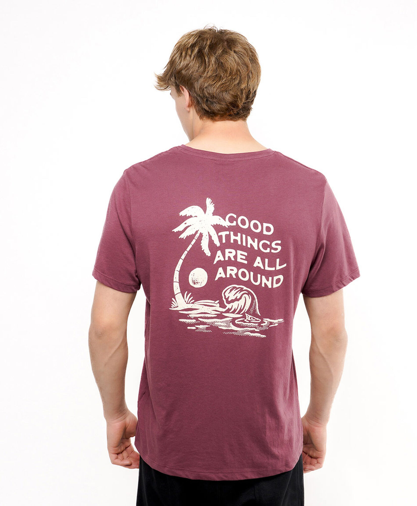 Polera hombre doble estampado isla Polera hombre doble estampado isla