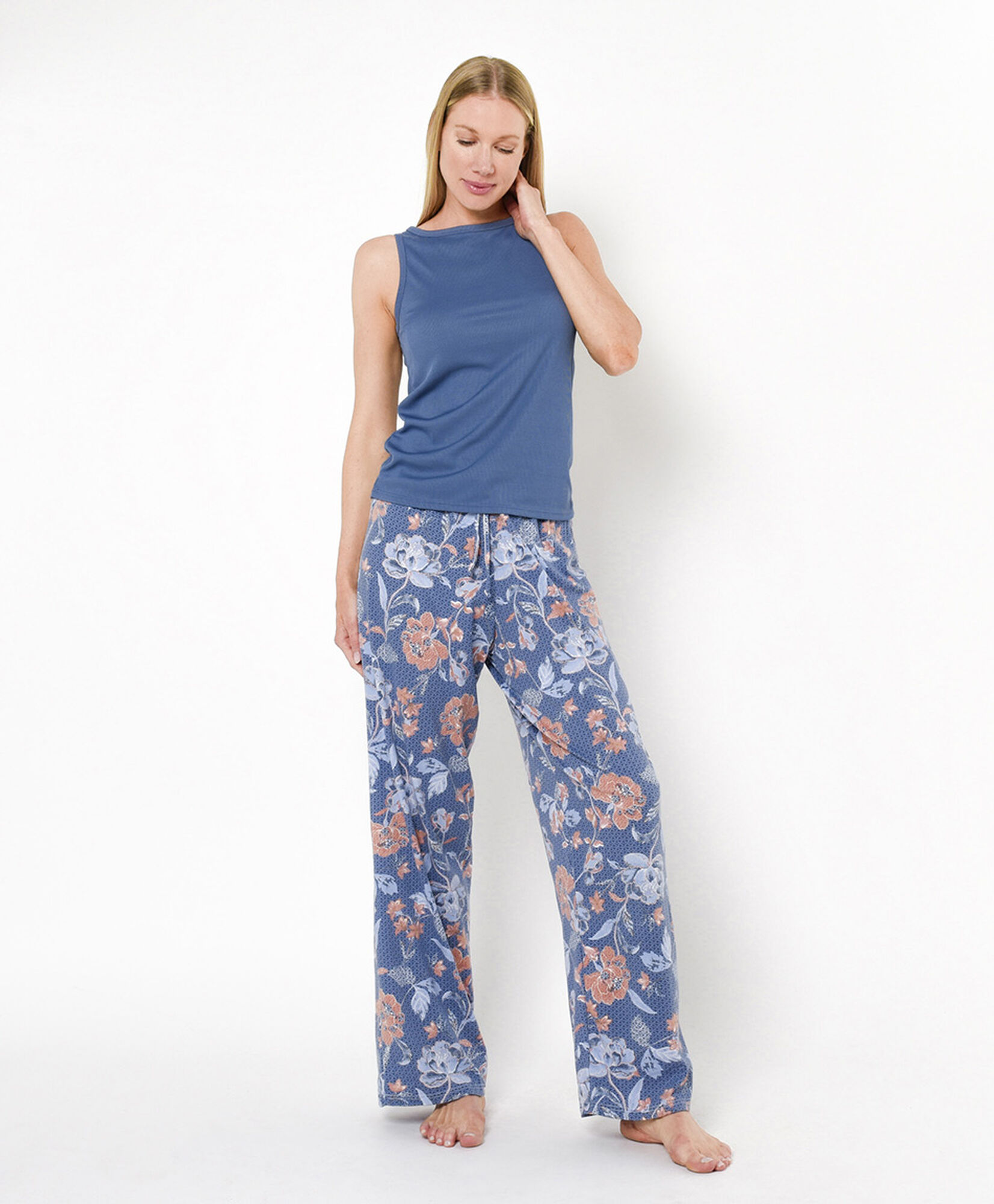 Pijama mujer pantalón floreado Pijama mujer pantalón floreado