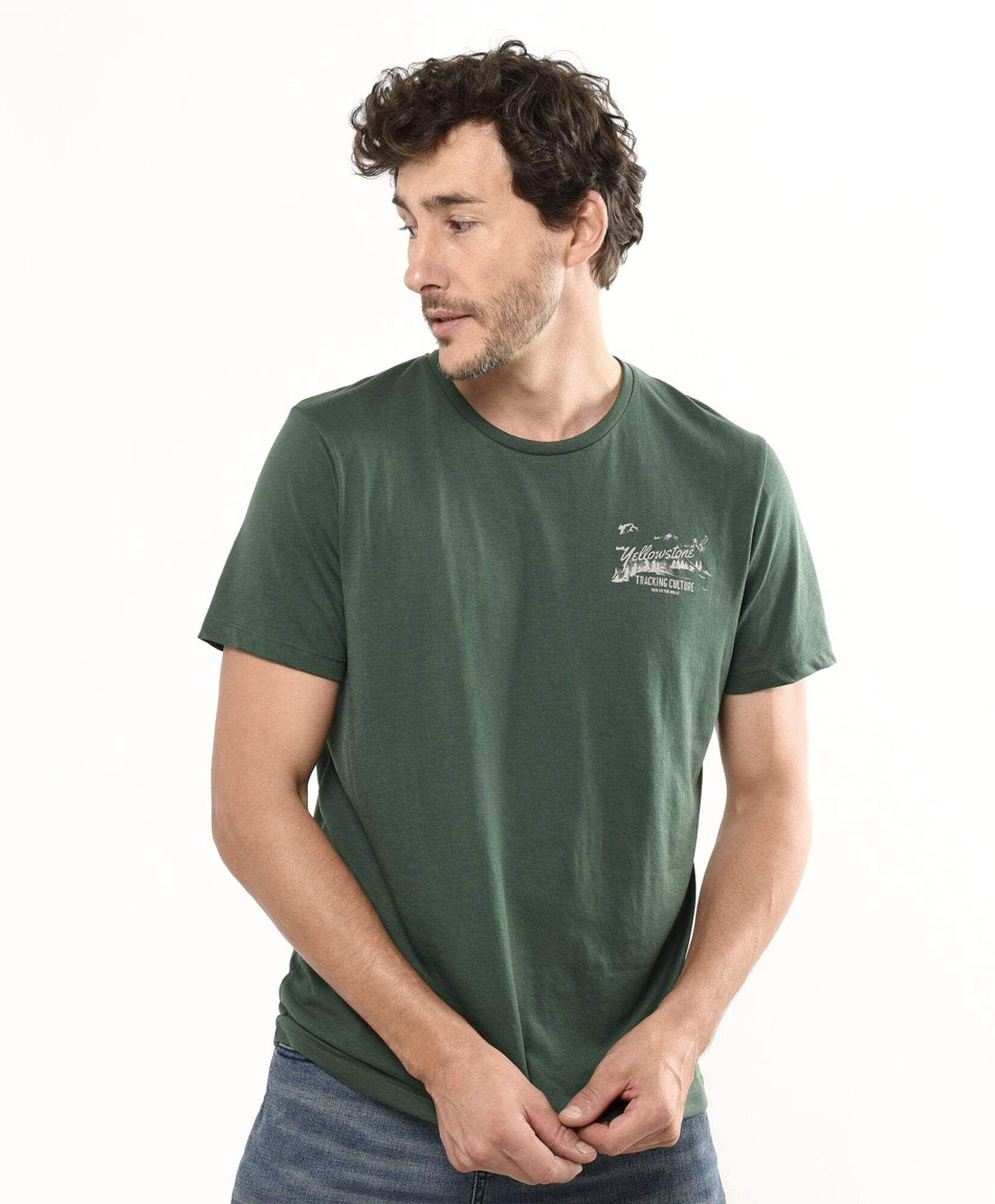 Polera hombre doble estampado yellowstone Polera hombre doble estampado yellowstone