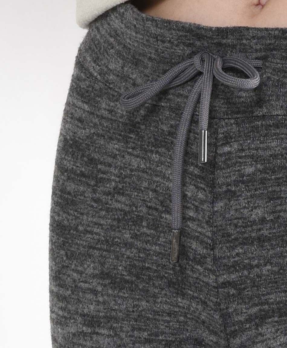 Pantal&oacute;n mujer jaspeado flare