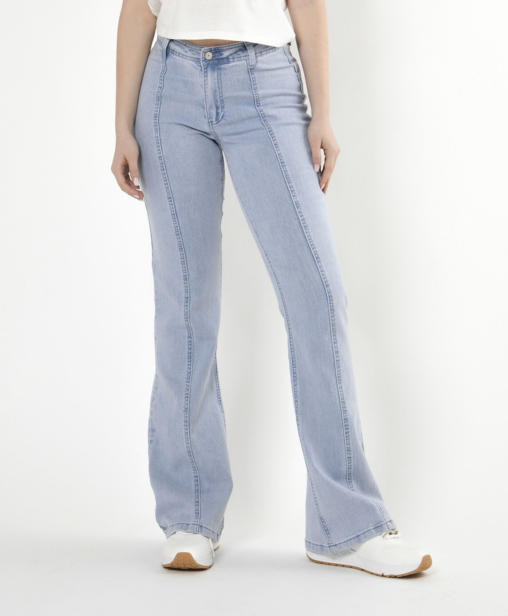 Jeans mujer costuras frontales flare Jeans mujer costuras frontales flare
