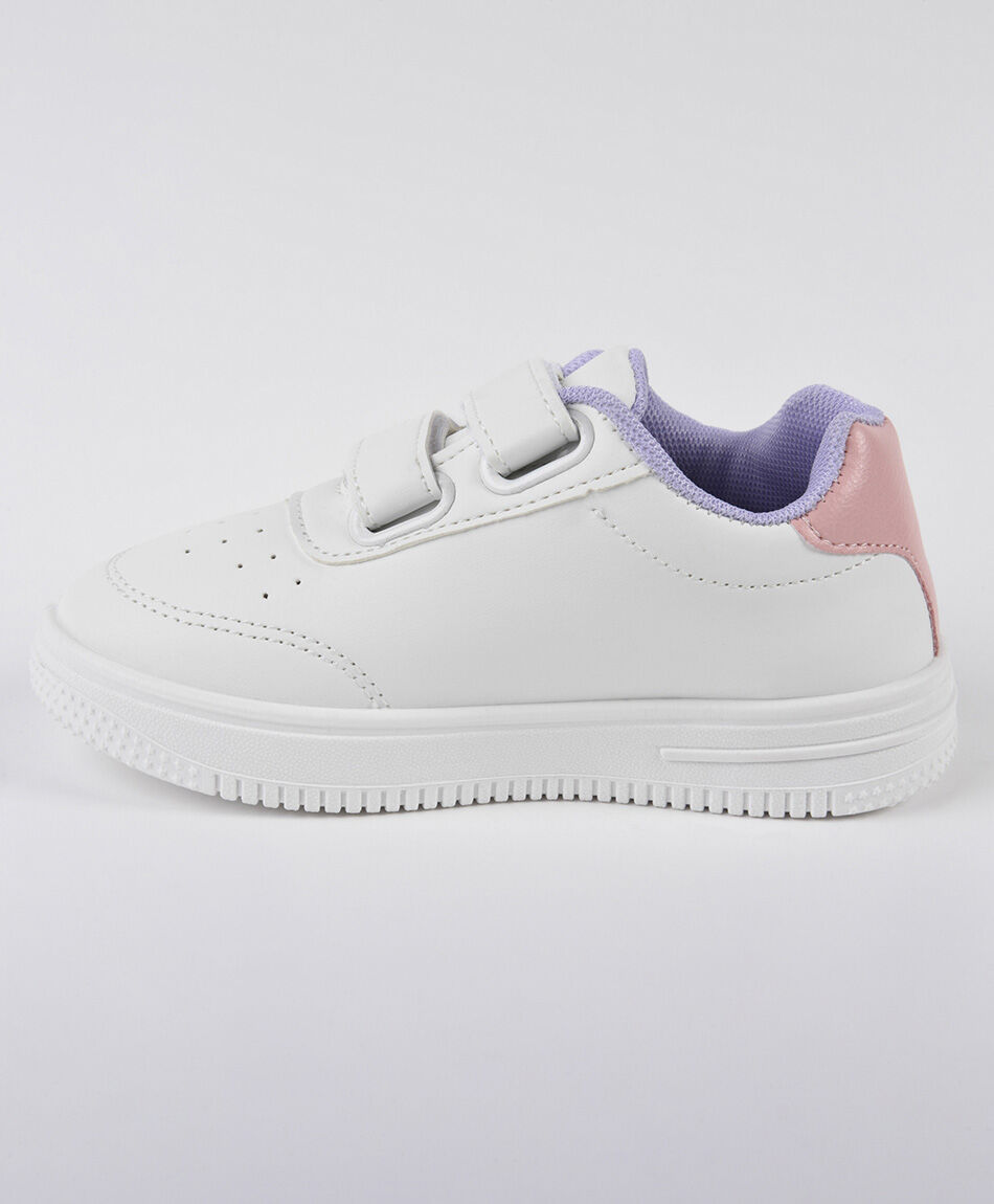 Zapatillas infantil puntos calados rosada