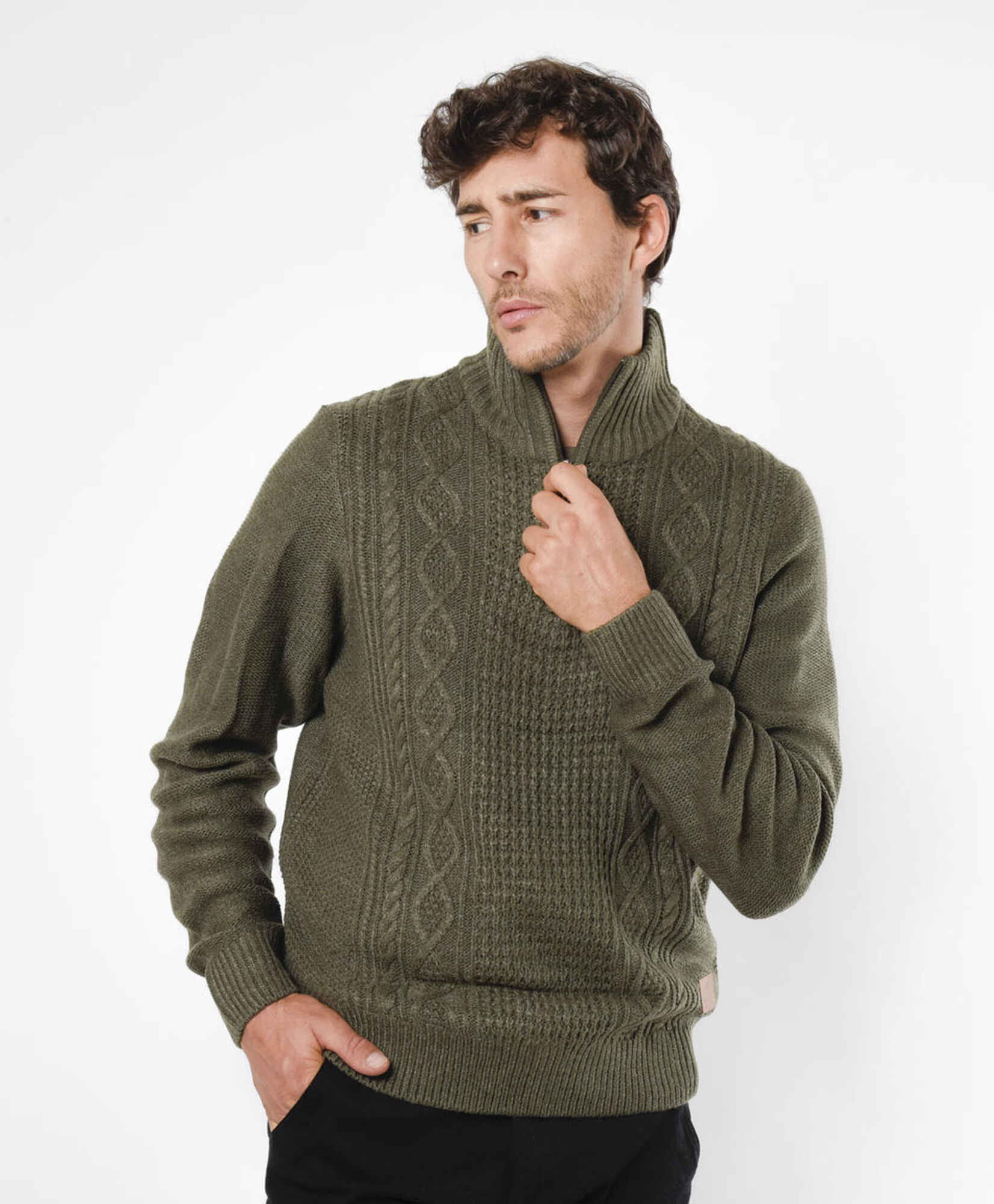 Sweater hombre textura medio cierre verde Sweater hombre textura medio cierre verde
