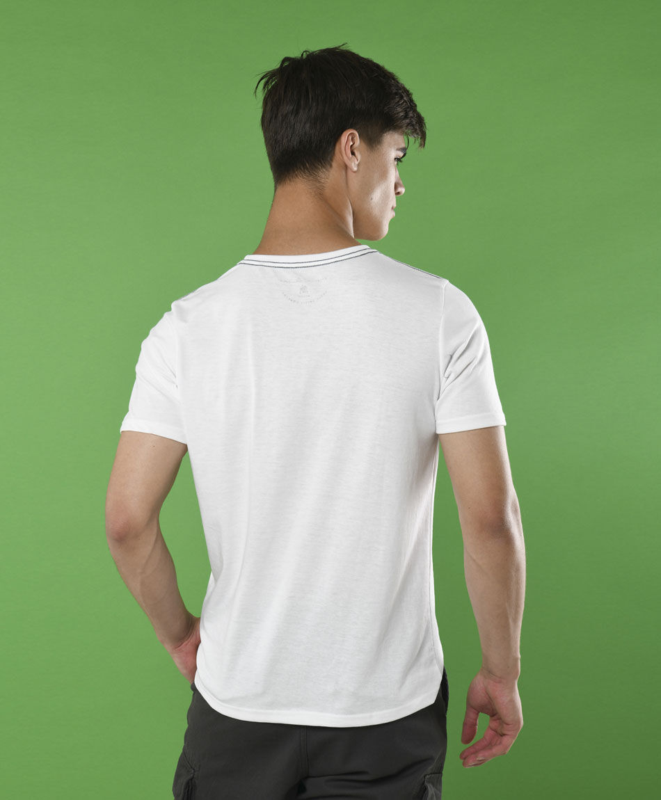 Polera manga corta cuello redondo