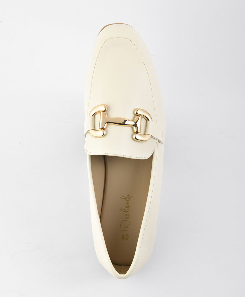 Mocas&iacute;n mujer detalle dorado