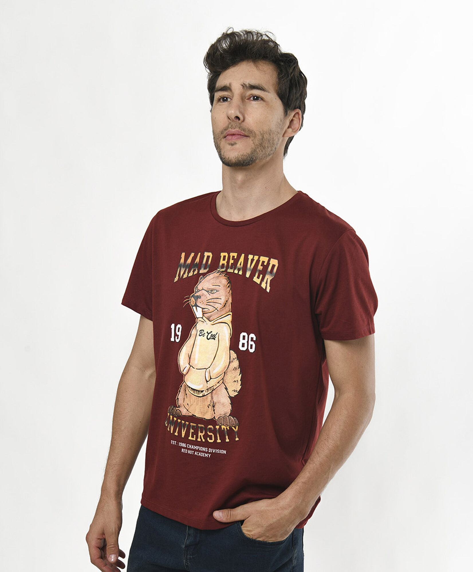 Polera hombre estampado castor Polera hombre estampado castor