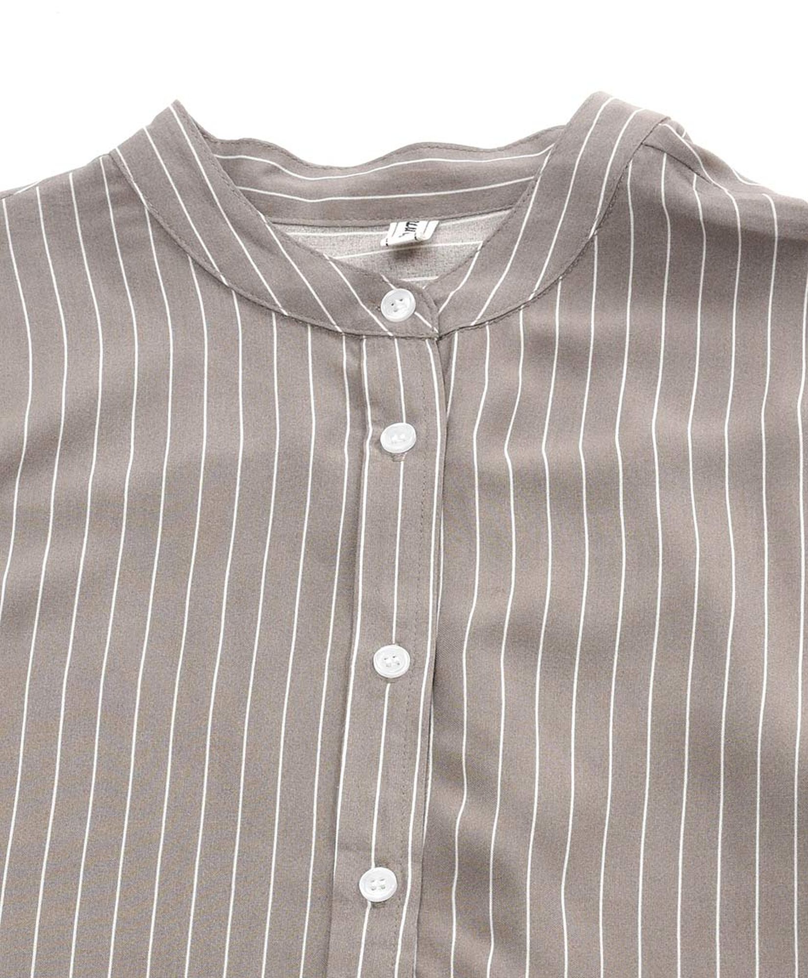 Blusa mujer líneas cuello mao Blusa mujer líneas cuello mao