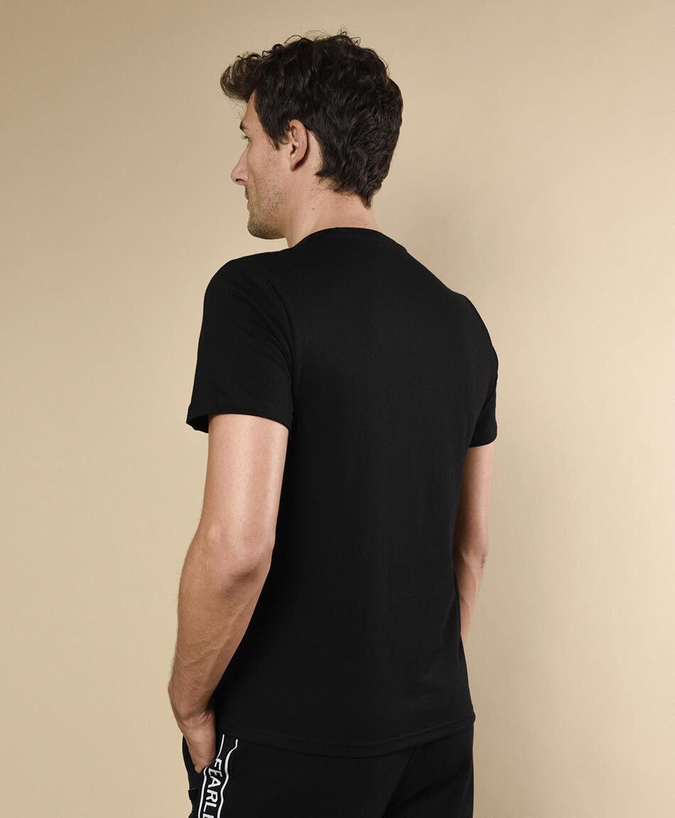 Polera deportiva manga corta cuello redondo