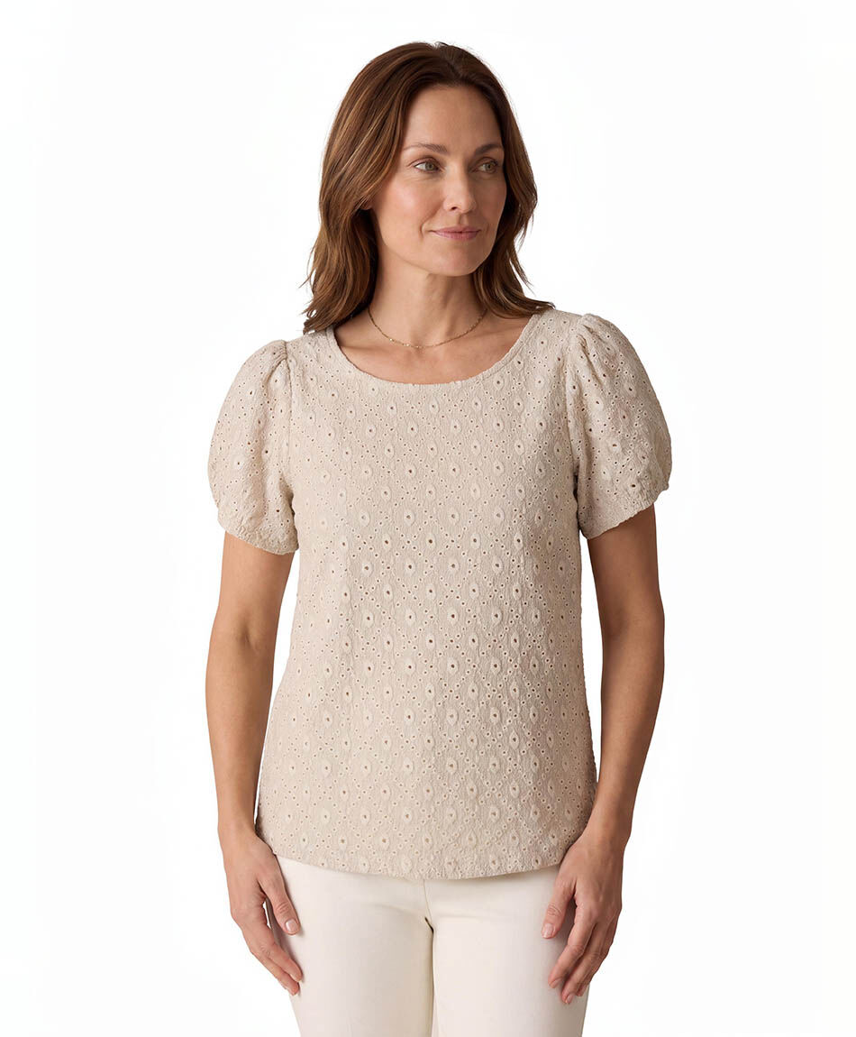 Polera mujer florcitas caladas