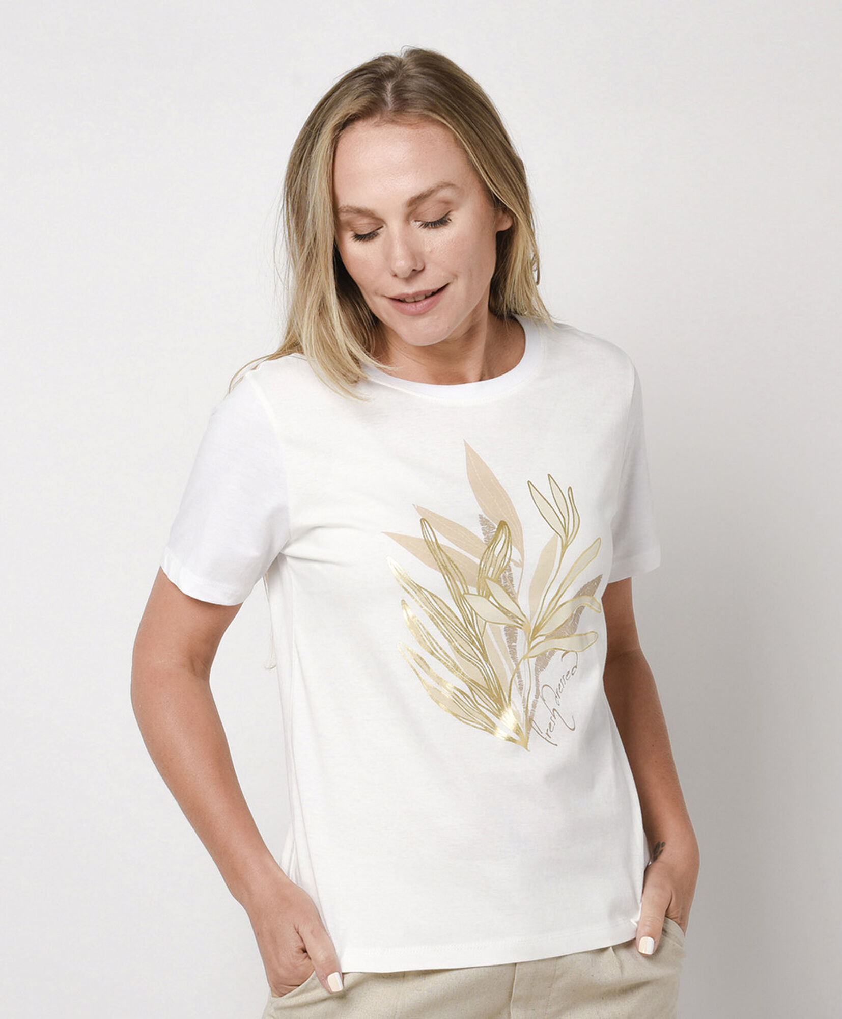 Polera mujer hojas doradas Polera mujer hojas doradas