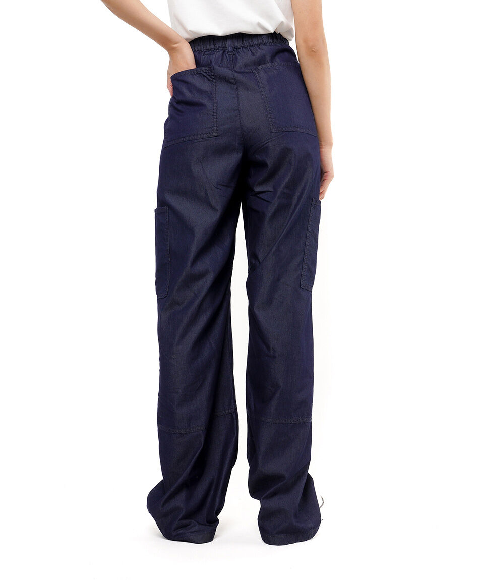 Pantal&oacute;n mujer cargo amarre