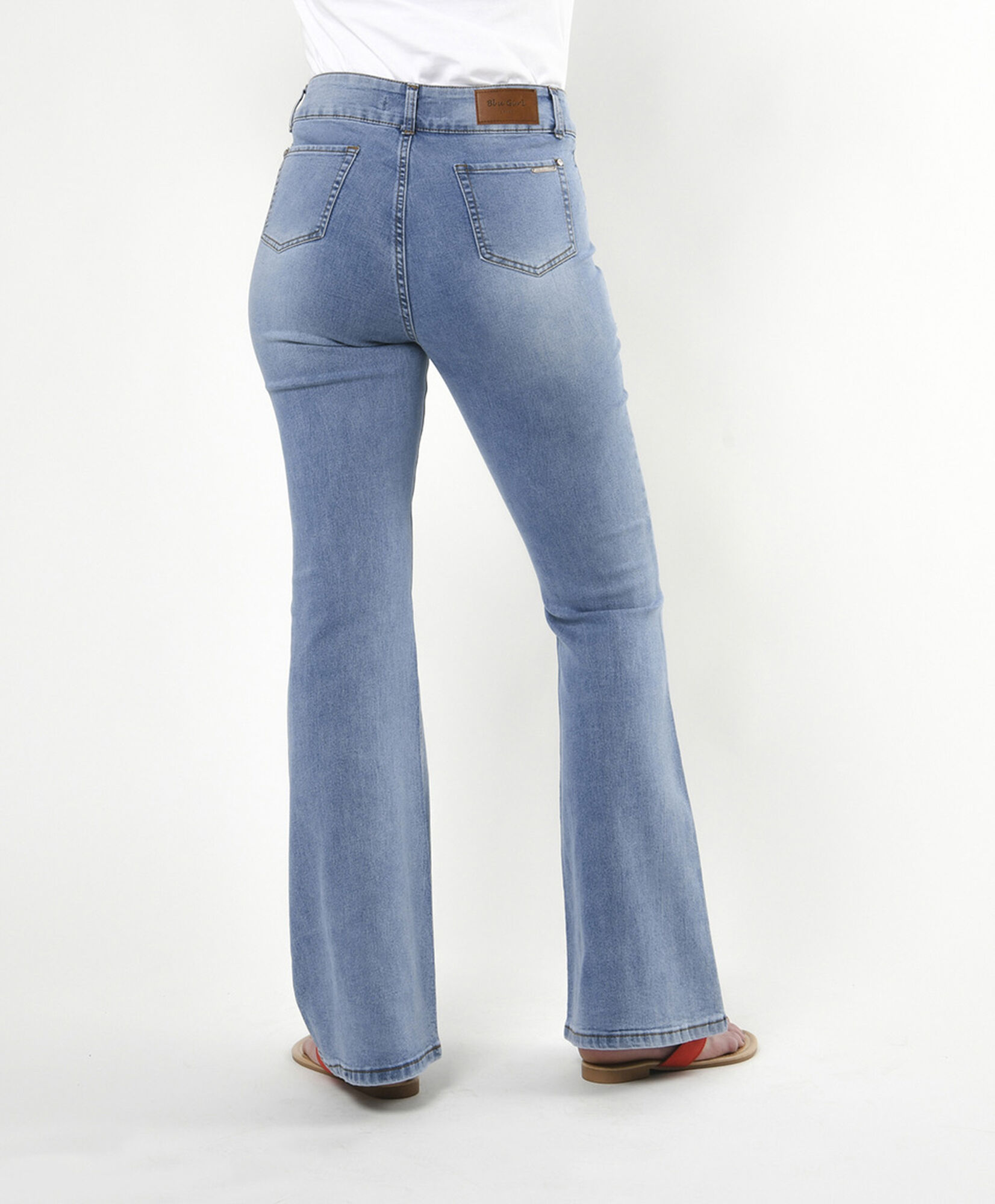 Jeans mujer bolsillos diagonales flare Jeans mujer bolsillos diagonales flare