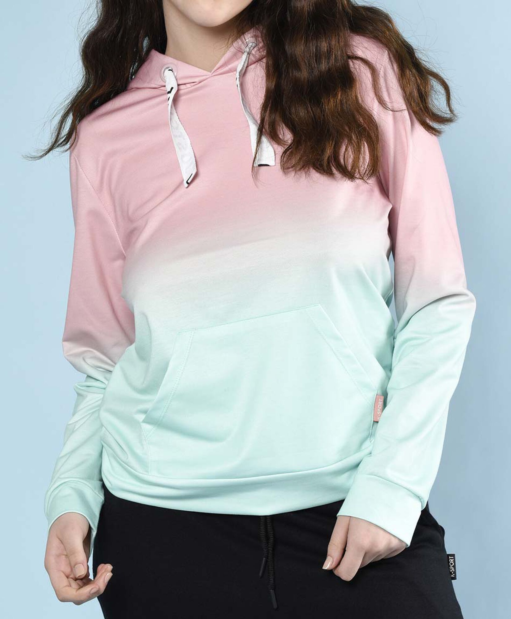 Polerón deportivo sin cierre Polerón deportivo sin cierre