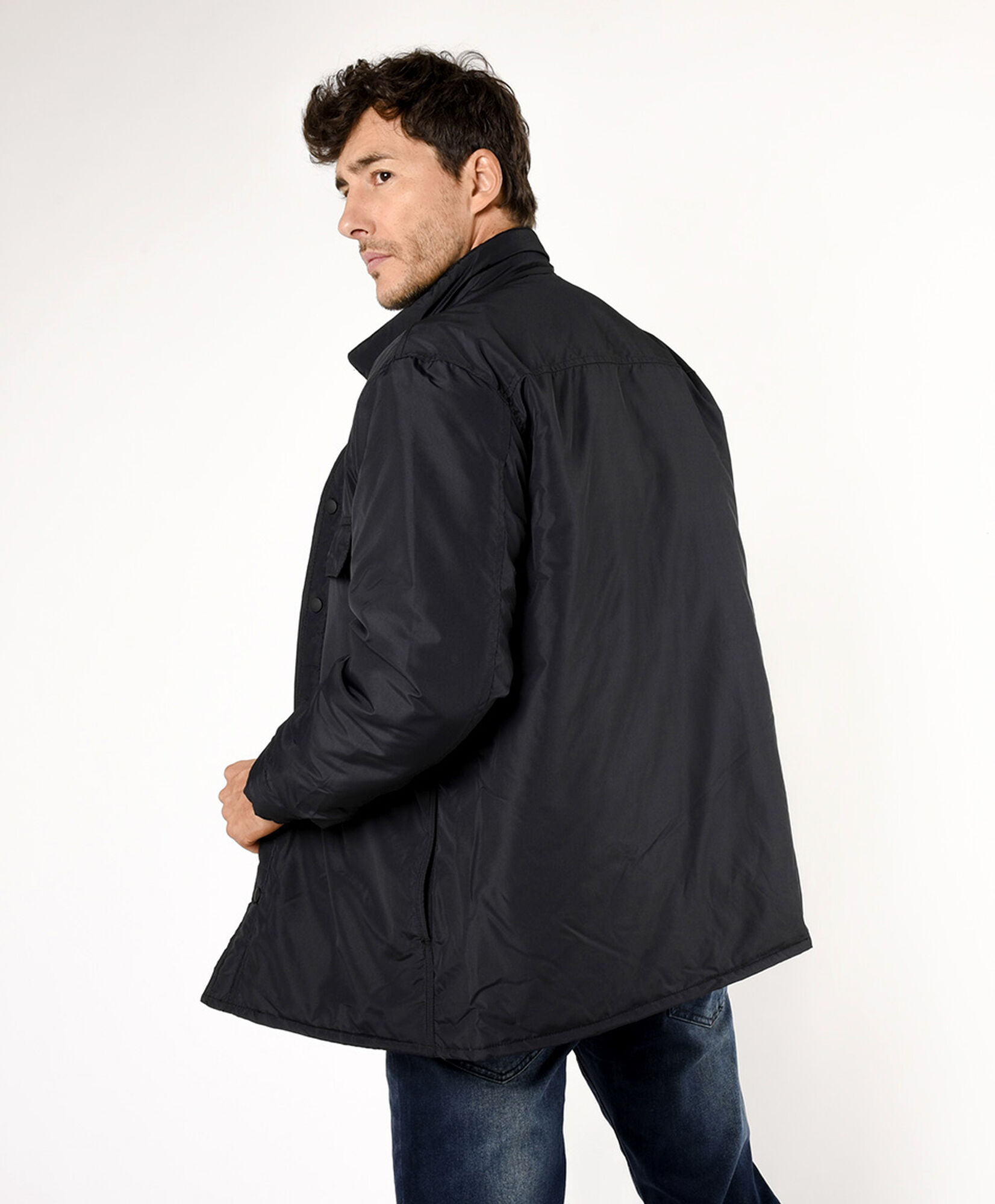 Chaqueta hombre bolsillos y botones Chaqueta hombre bolsillos y botones
