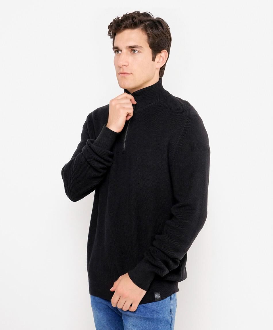 Sweater hombre cuello medio negro