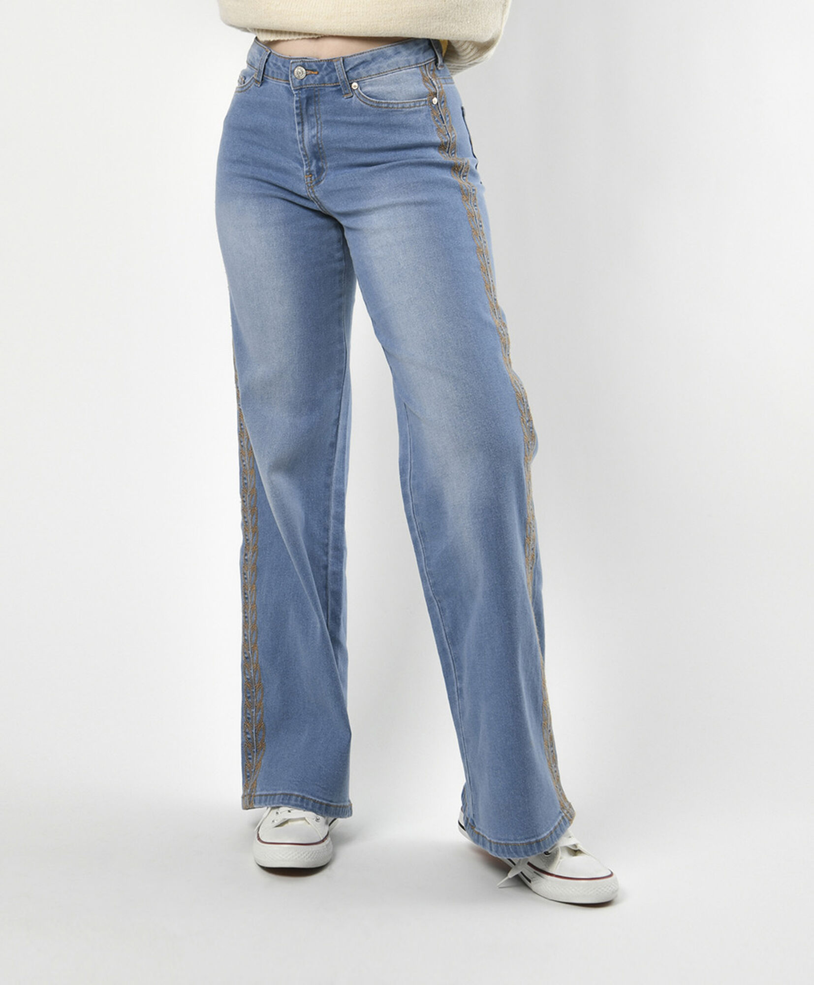 Jeans mujer lateral bordado wide Jeans mujer lateral bordado wide