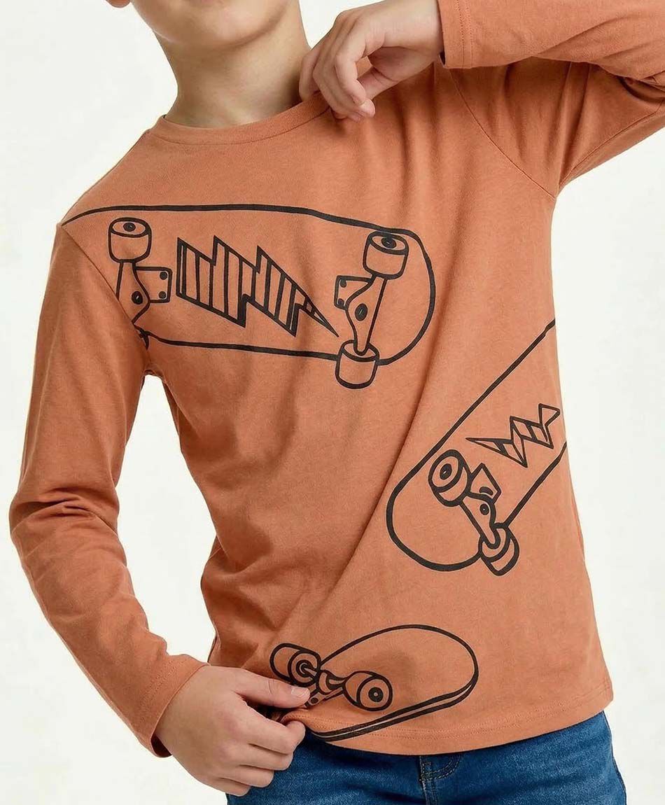 Polera ni&ntilde;o energ&iacute;a skate