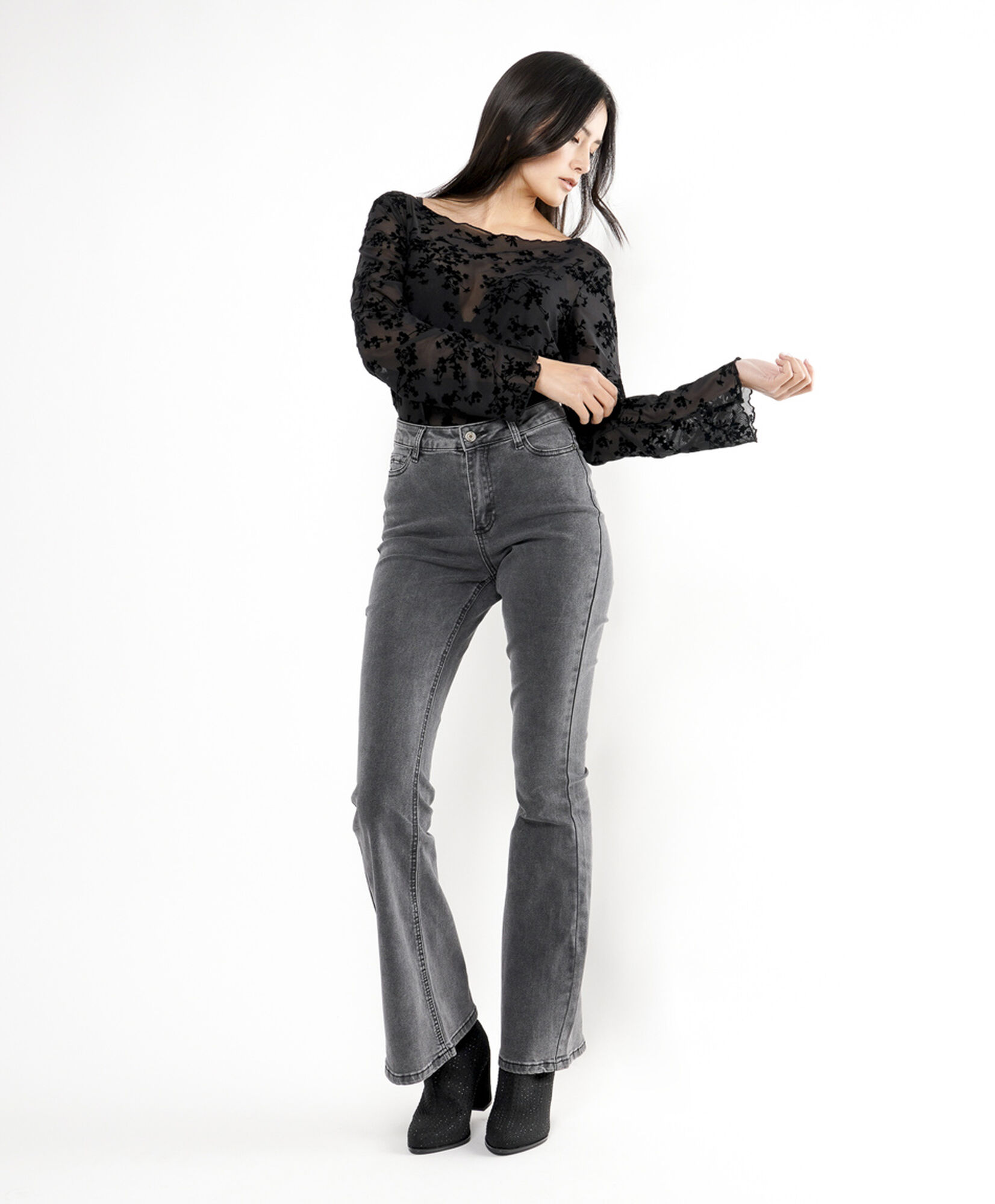 Jeans mujer gris flare Jeans mujer gris flare