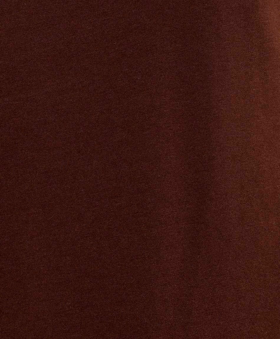 Polera mujer b&aacute;sica caf&eacute; manga larga