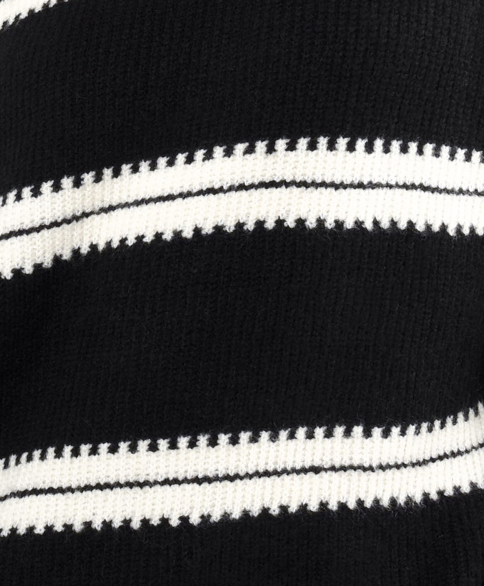 Sweater mujer líneas dobles Sweater mujer líneas dobles