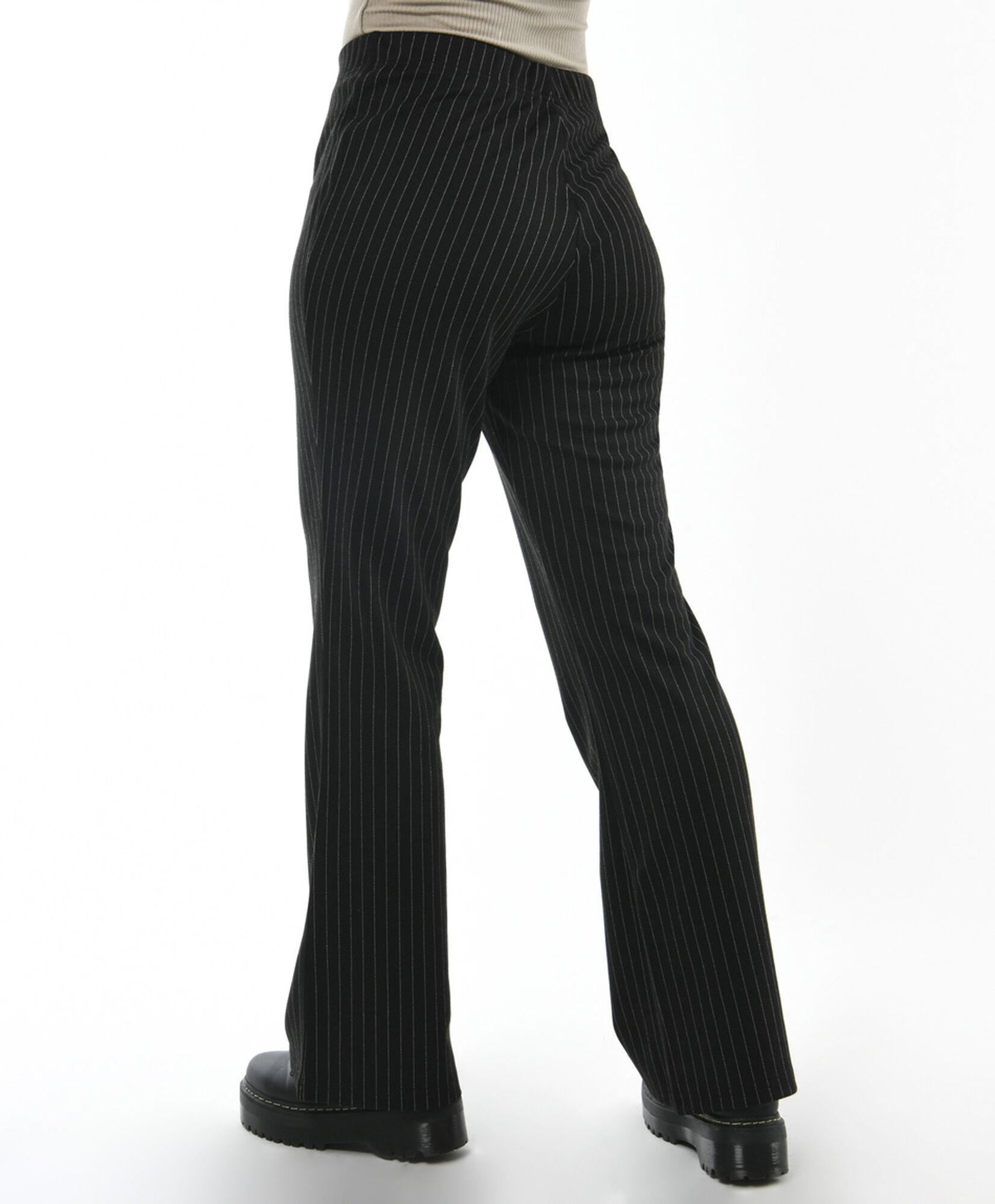 Pantalón mujer líneas flare Pantalón mujer líneas flare