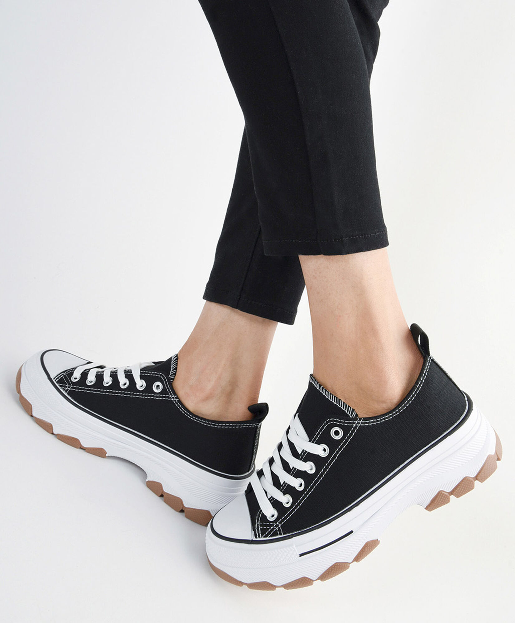 Zapatilla mujer plataforma bicolor Zapatilla mujer plataforma bicolor