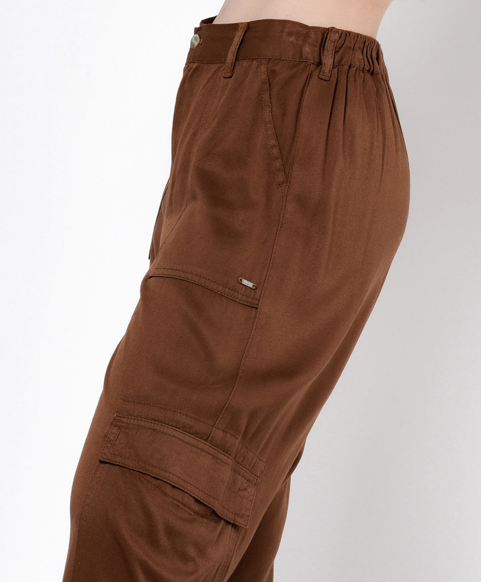 Pantalón mujer cargo wide Pantalón mujer cargo wide