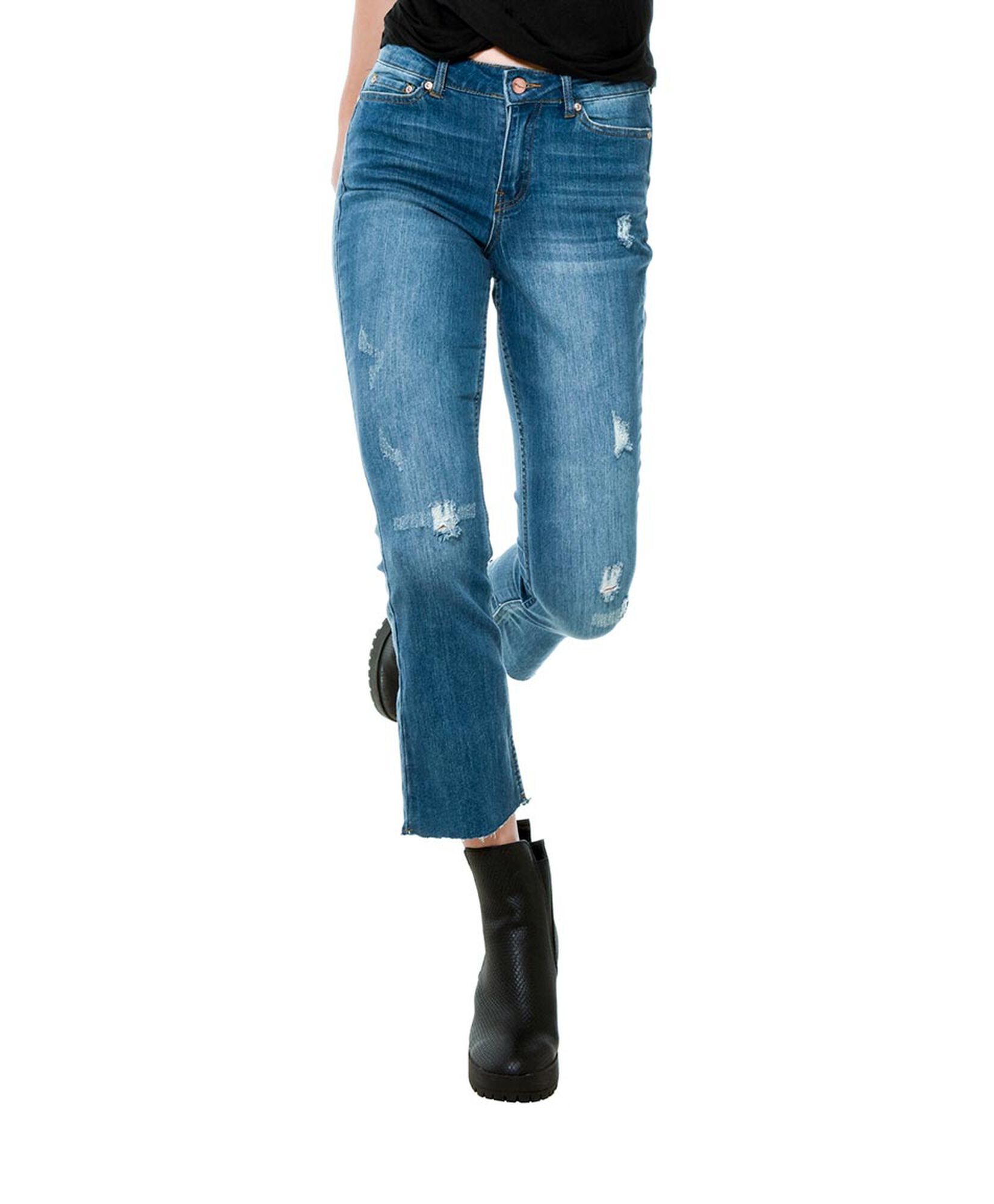 Jeans ancho bolsillo bordado Jeans ancho bolsillo bordado
