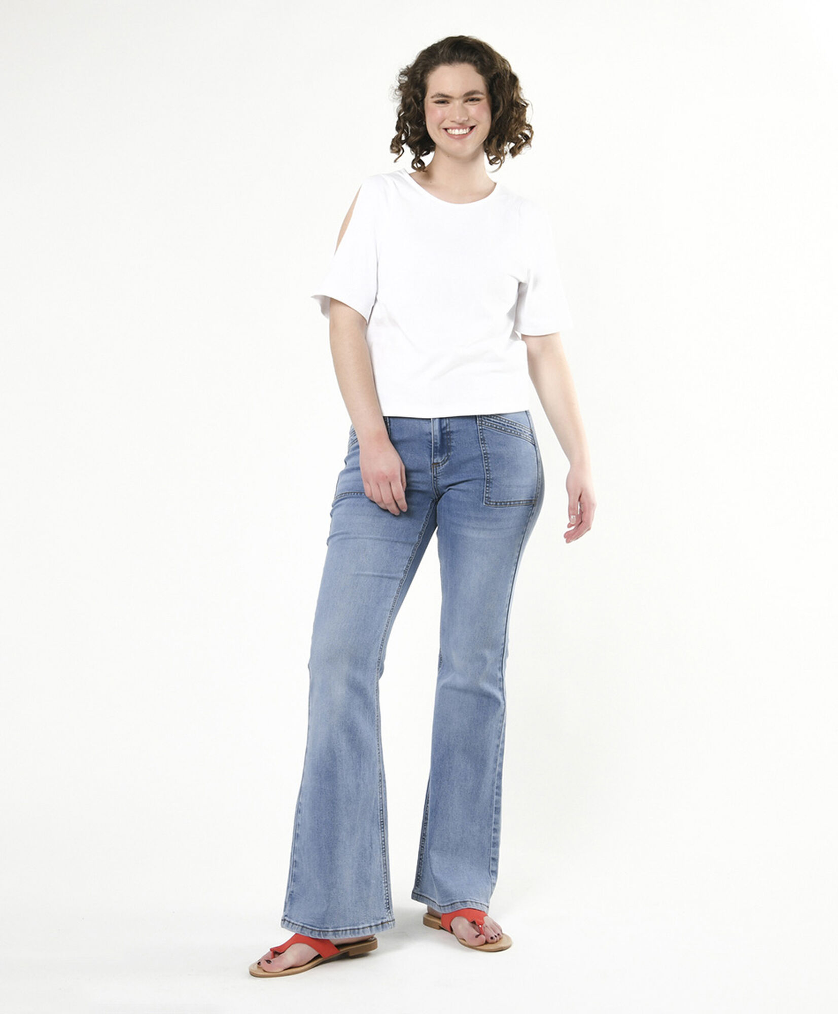 Jeans mujer bolsillos diagonales flare Jeans mujer bolsillos diagonales flare