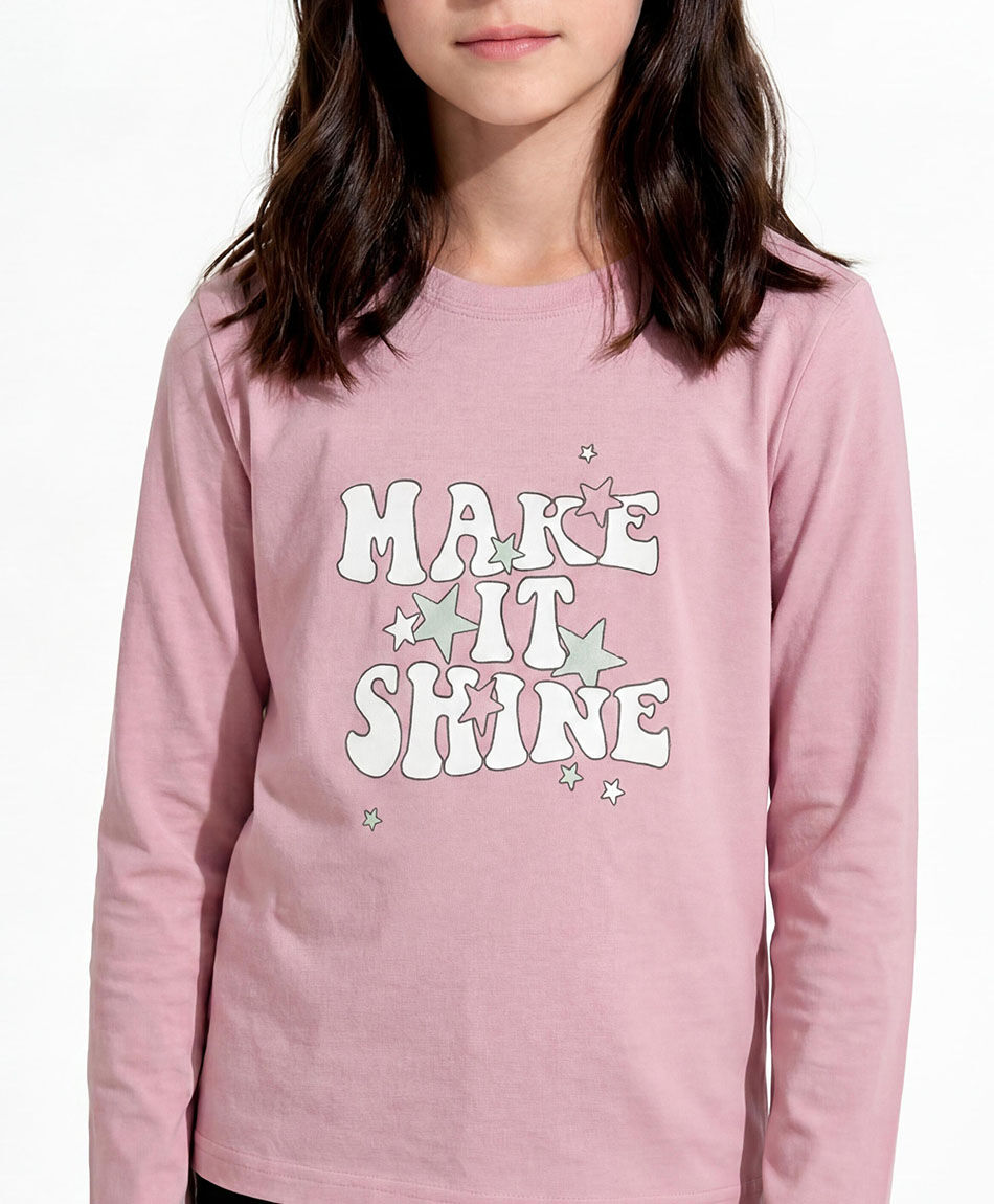 Polera ni&ntilde;a estampado estrellitas