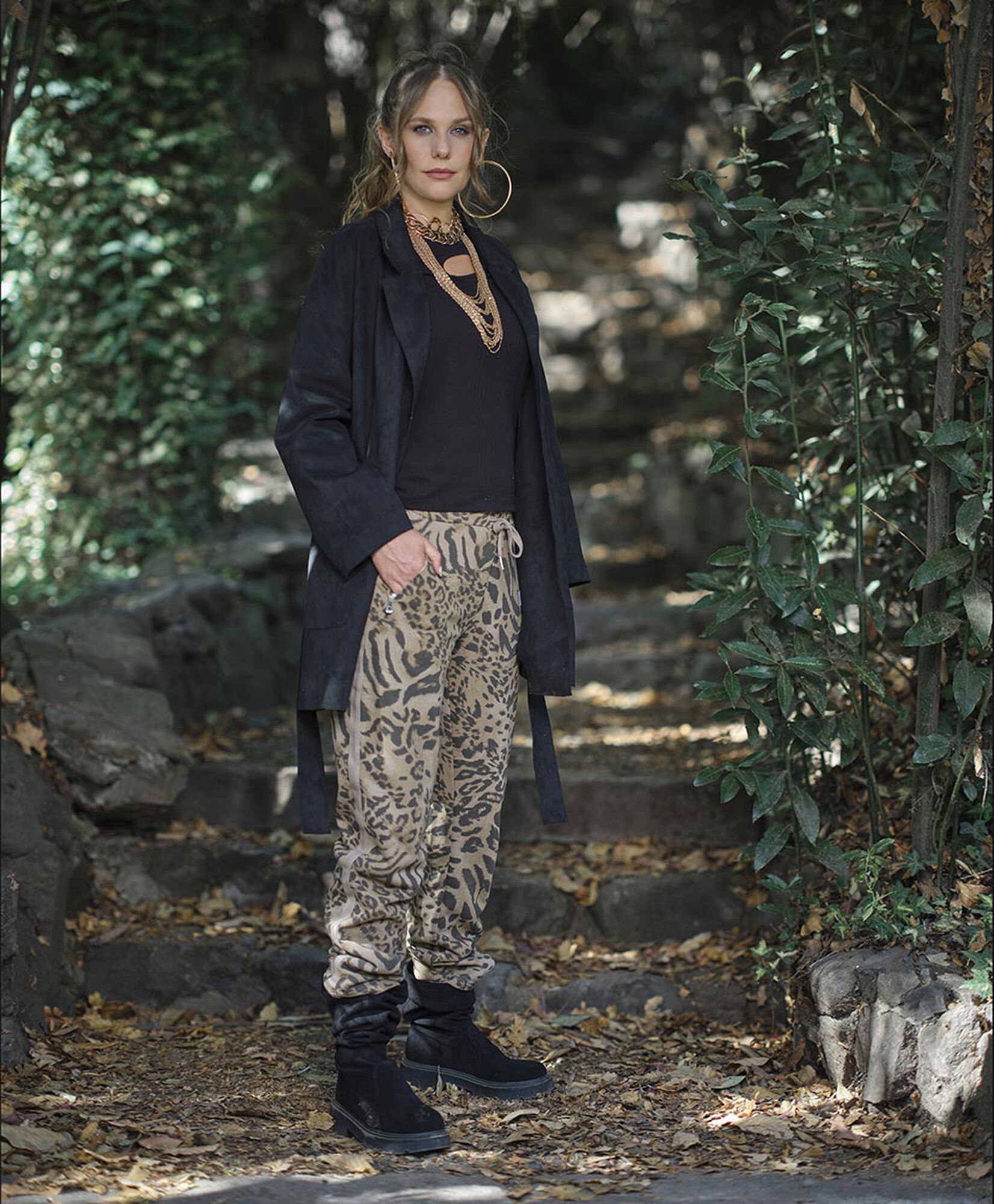 Pantalón mujer tiro alto animal print Pantalón mujer tiro alto animal print