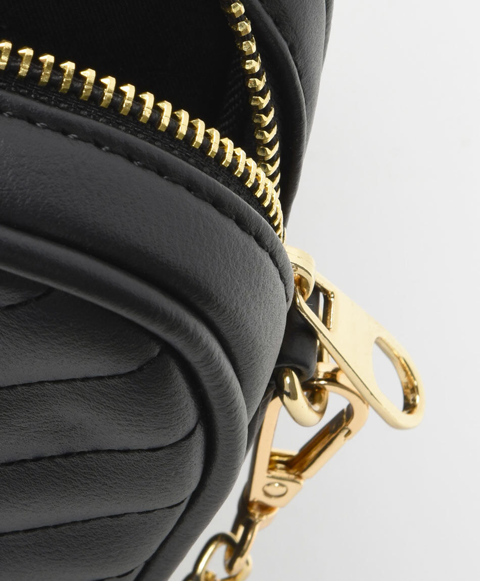 Billetera mujer cadena dorada