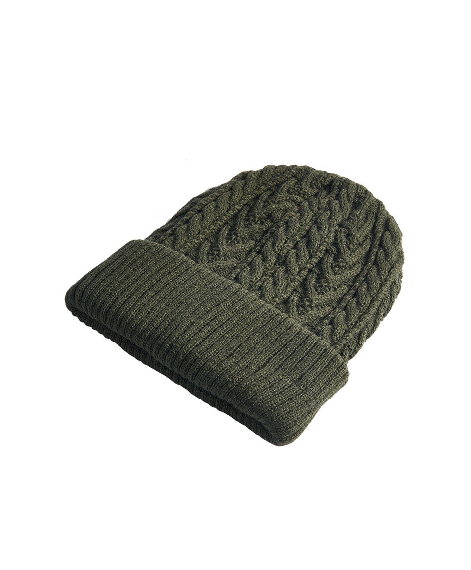 Gorro hombre tejido de trenzas