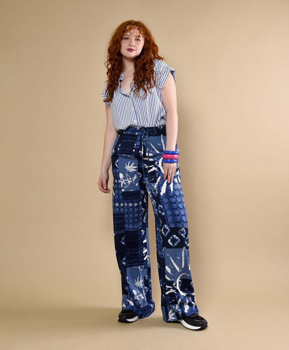 Pantal&oacute;n mujer estampado blue