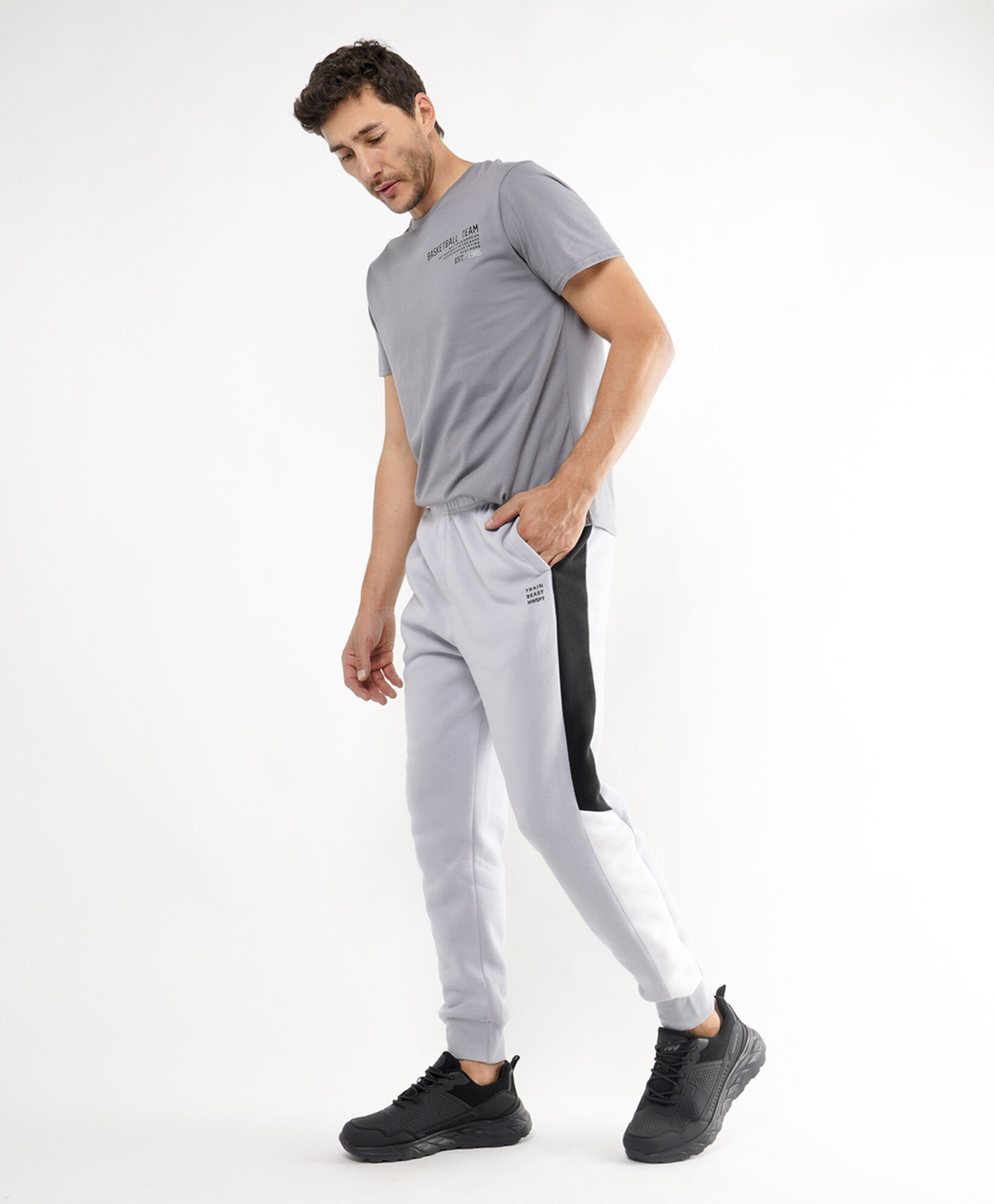 Pantalón deportivo hombre tricolor Pantalón deportivo hombre tricolor