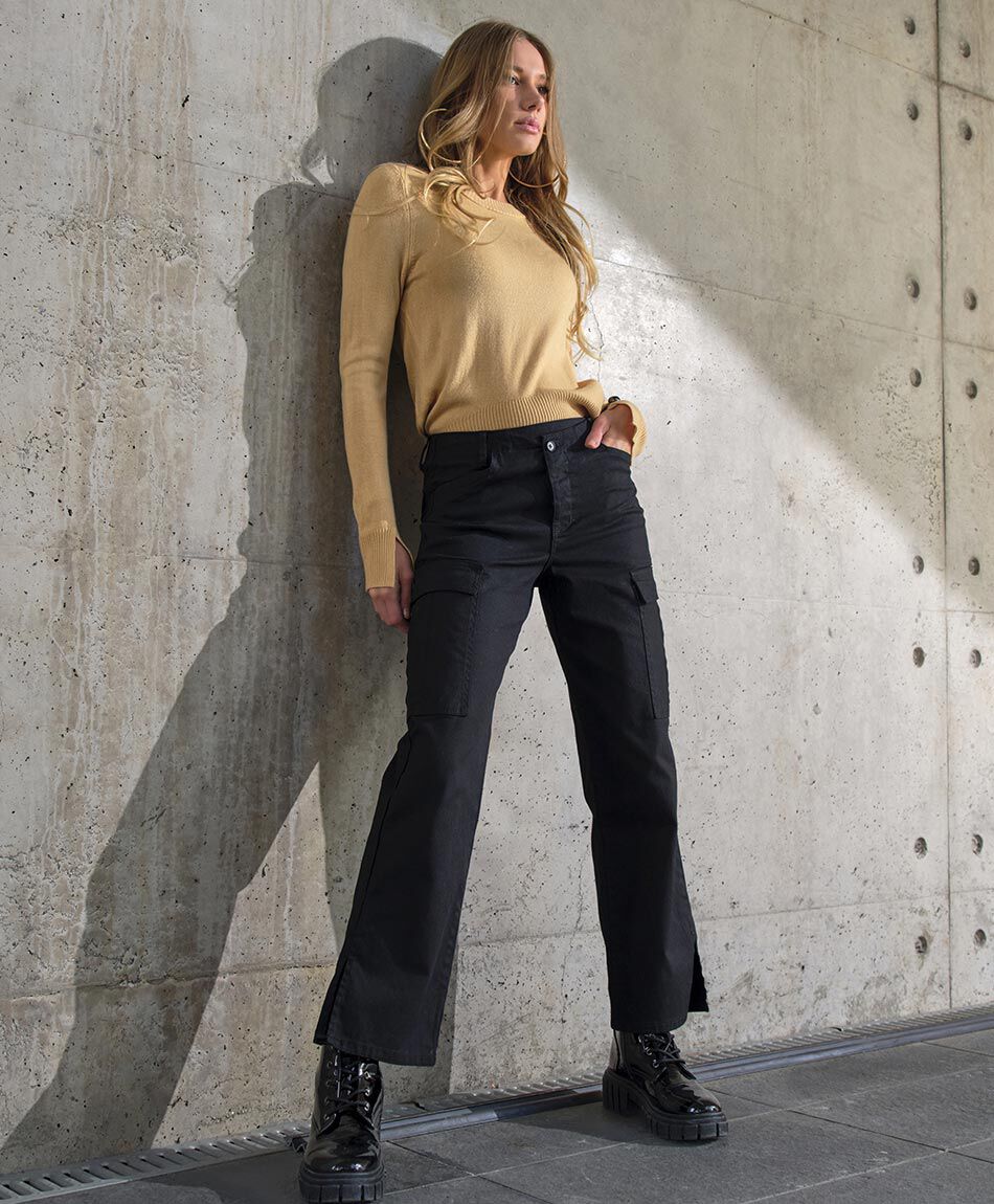 Pantal&oacute;n mujer cargo wide