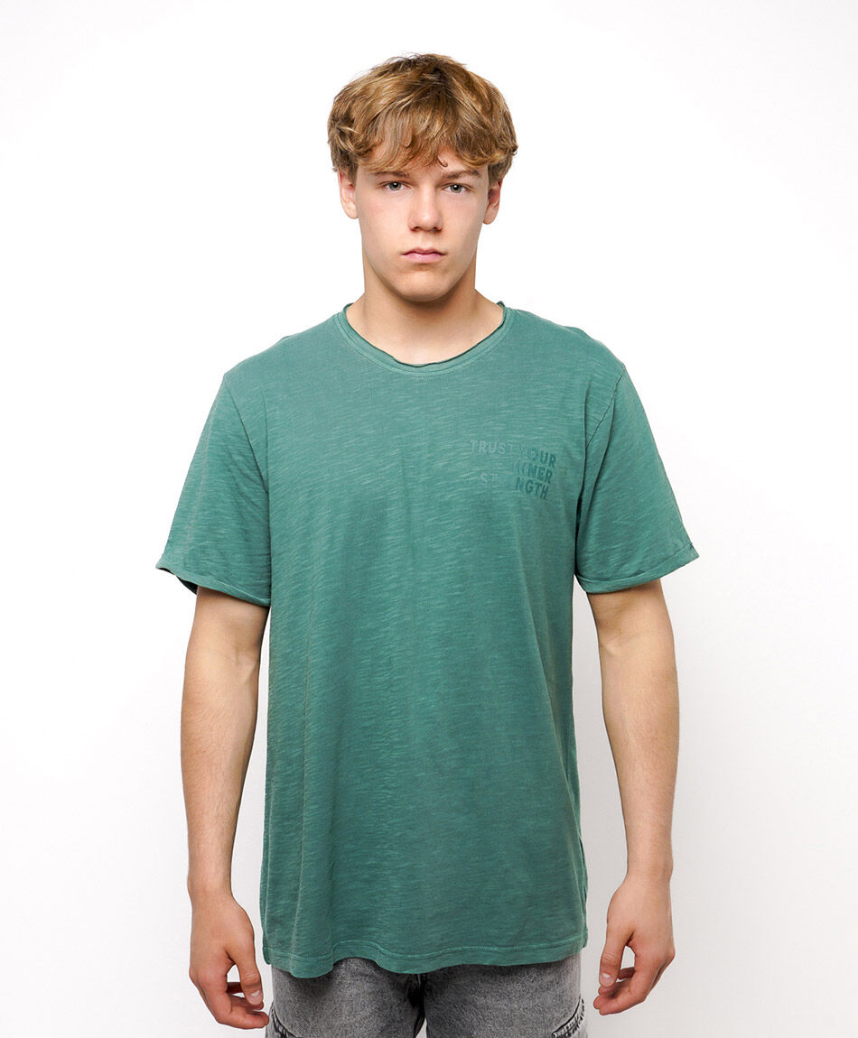 Polera hombre b&aacute;sica frase