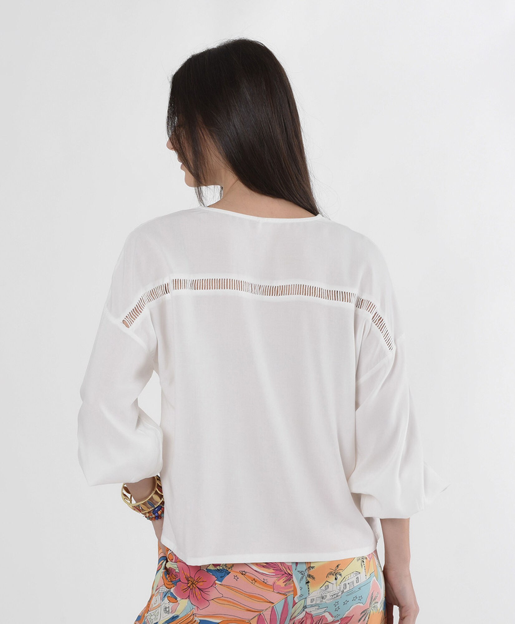 Blusa mujer cuello calado Blusa mujer cuello calado