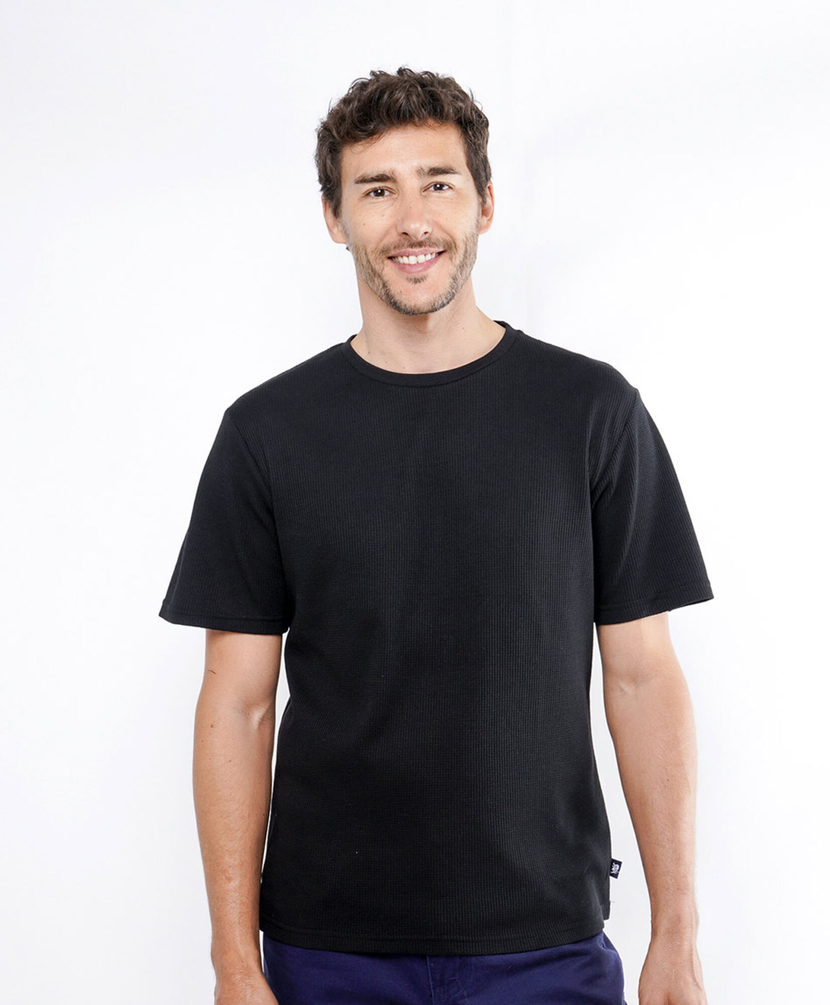 Polera hombre waffle negra Polera hombre waffle negra