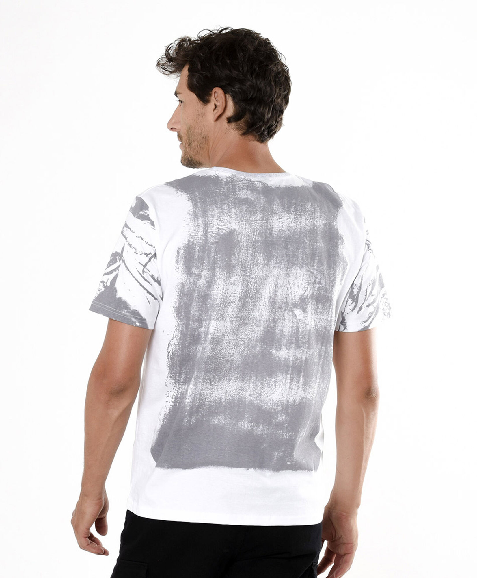 Polera hombre estampado color Polera hombre estampado color