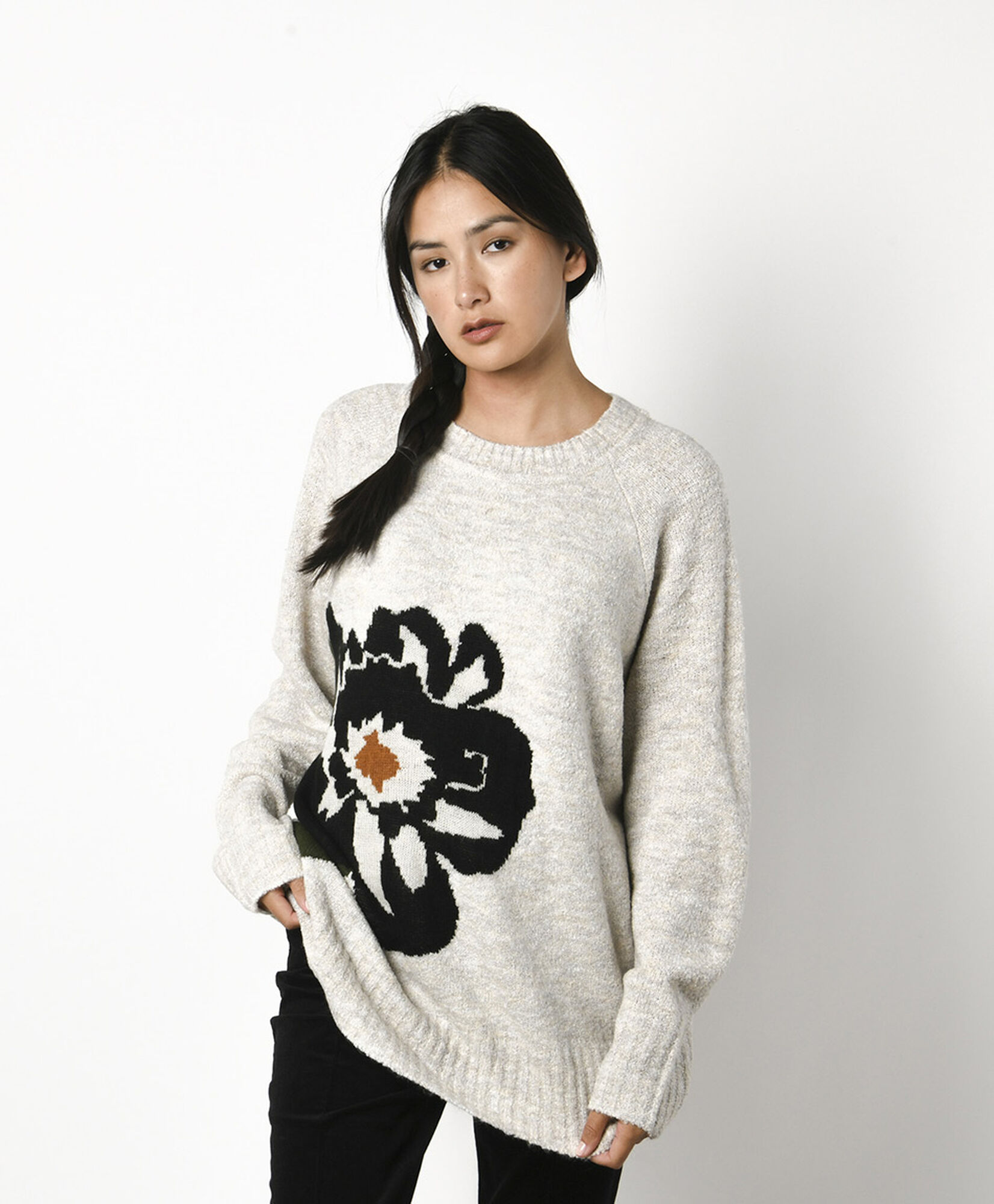 Sweater mujer flor oversize Sweater mujer flor oversize