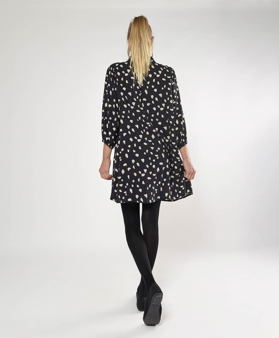 Vestido corto mujer oversize manchitas