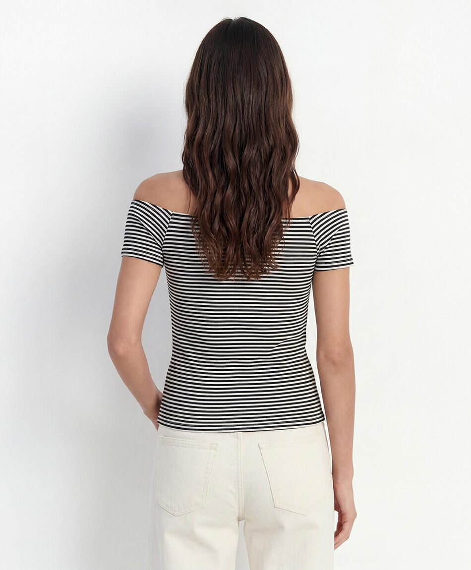 Polera mujer cuello ancho