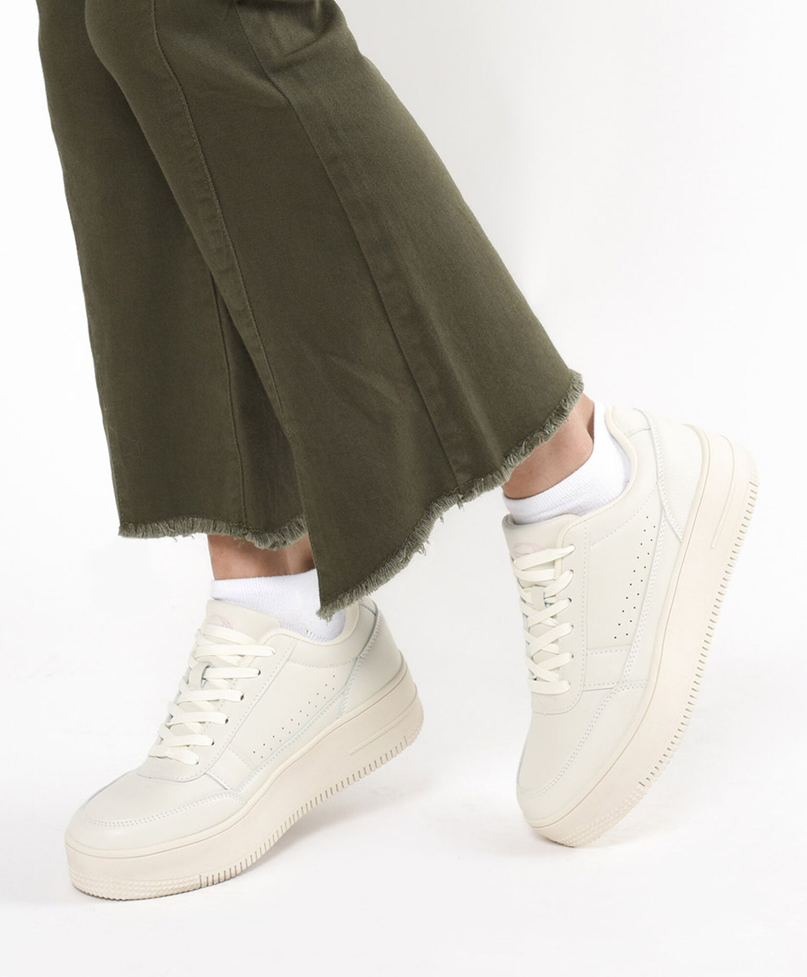 Zapatilla mujer urbana Zapatilla mujer urbana