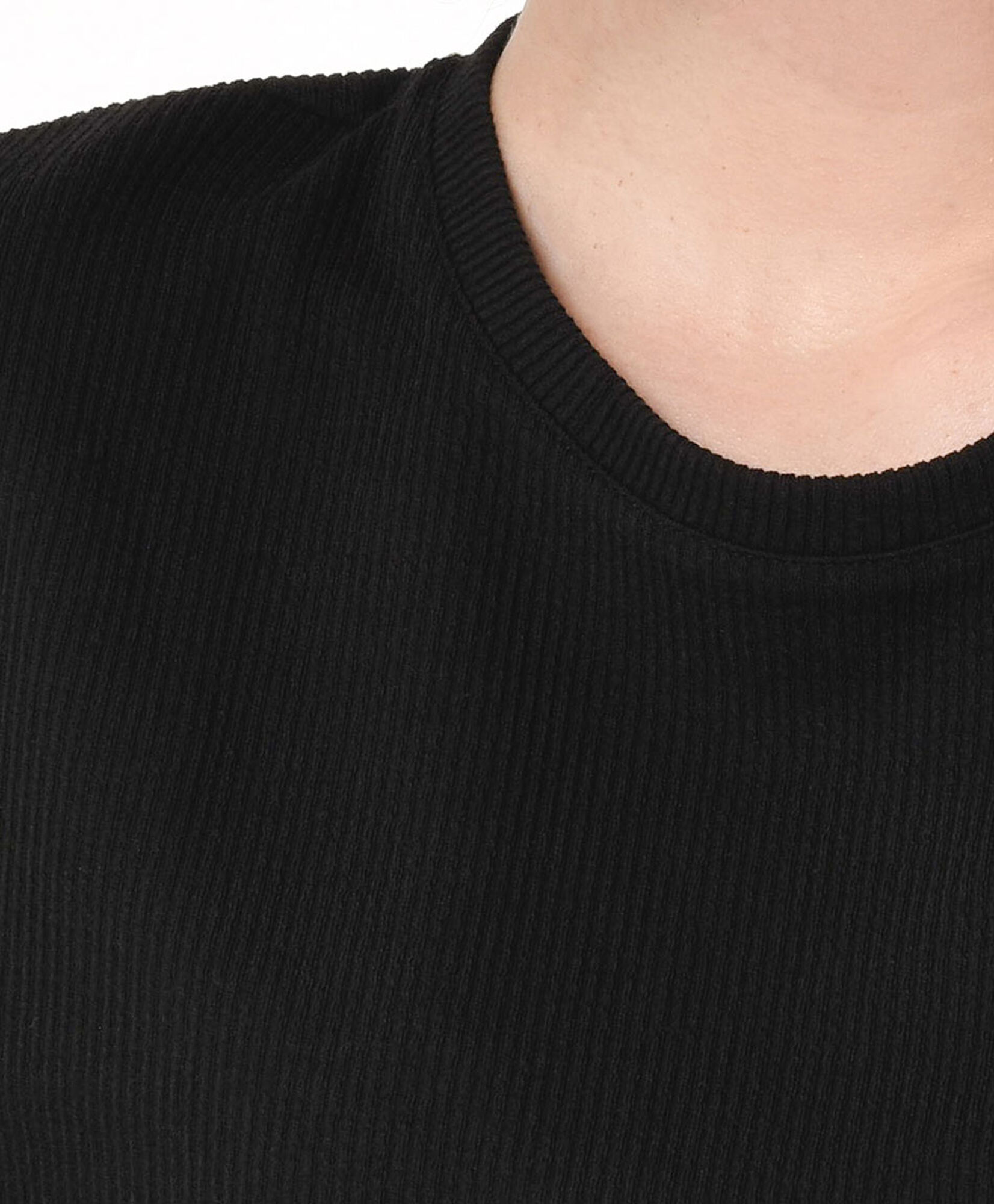 Polera mujer acanalada negra Polera mujer acanalada negra